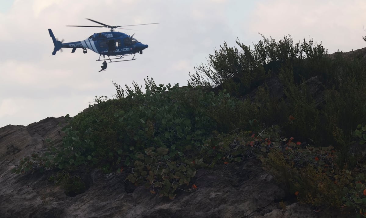 Rescatistas suspenden esfuerzo para recuperar cadáver de bañista arrastrado por la corriente en playa de Manatí