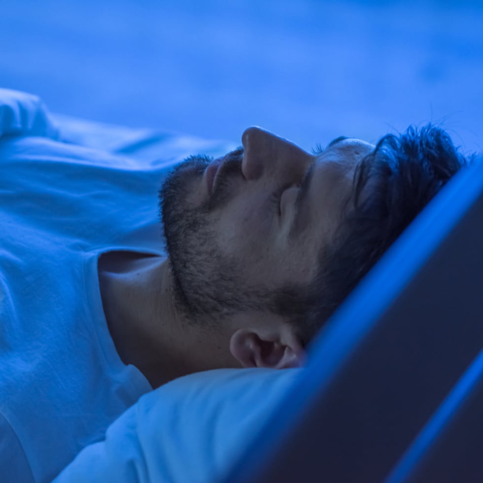 Estudios estiman que alrededor de uno de cada cinco adultos experimentan problemas relacionados con el sueño.