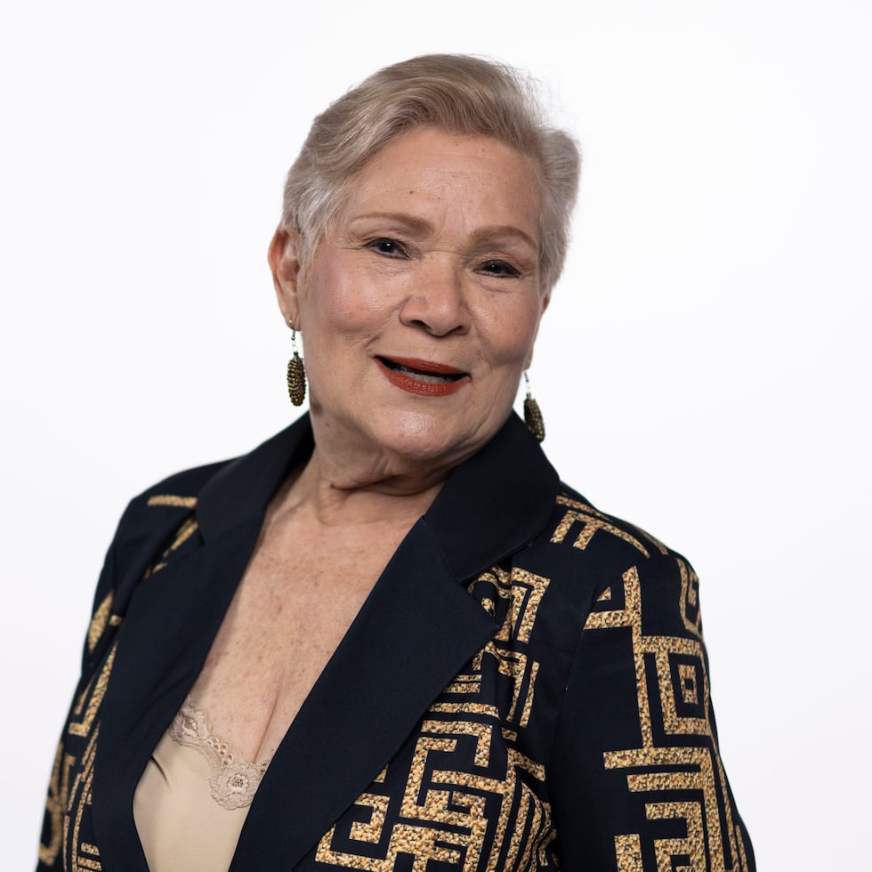 La artista Carmín Vega ofrecerá su concierto “Mi último aplauso” en el Centro de Bellas Artes en Santurce.