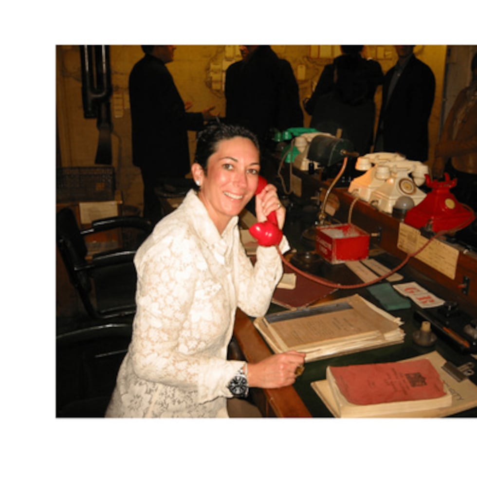 Maxwell también ha intentado que se revoque su condena, argumentando que fue condenada injustamente.