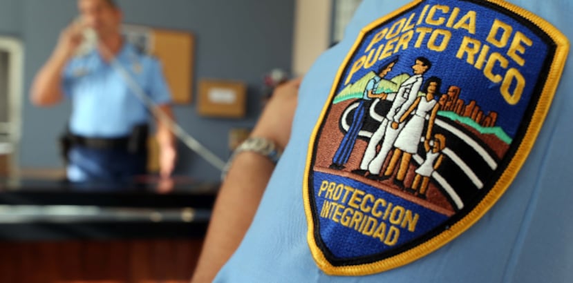 Agentes del Cuerpo de Investigaciones Criminales (CIC) de la Policía estaban en la escena del crimen levantando evidencia. (Archivo)