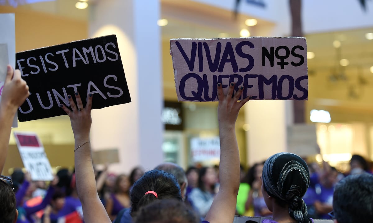 “A muchas víctimas las han perseguido en los carros”: el patrón detrás de los tres feminicidios íntimos de mayo