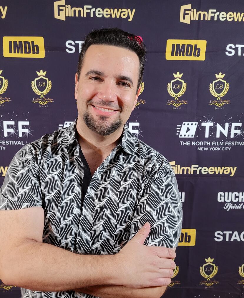 El cineasta puertorriqueño Ariel Orama López se ha destacado en los pasados años por la creación de cortometrajes animados con temas de crítica social.