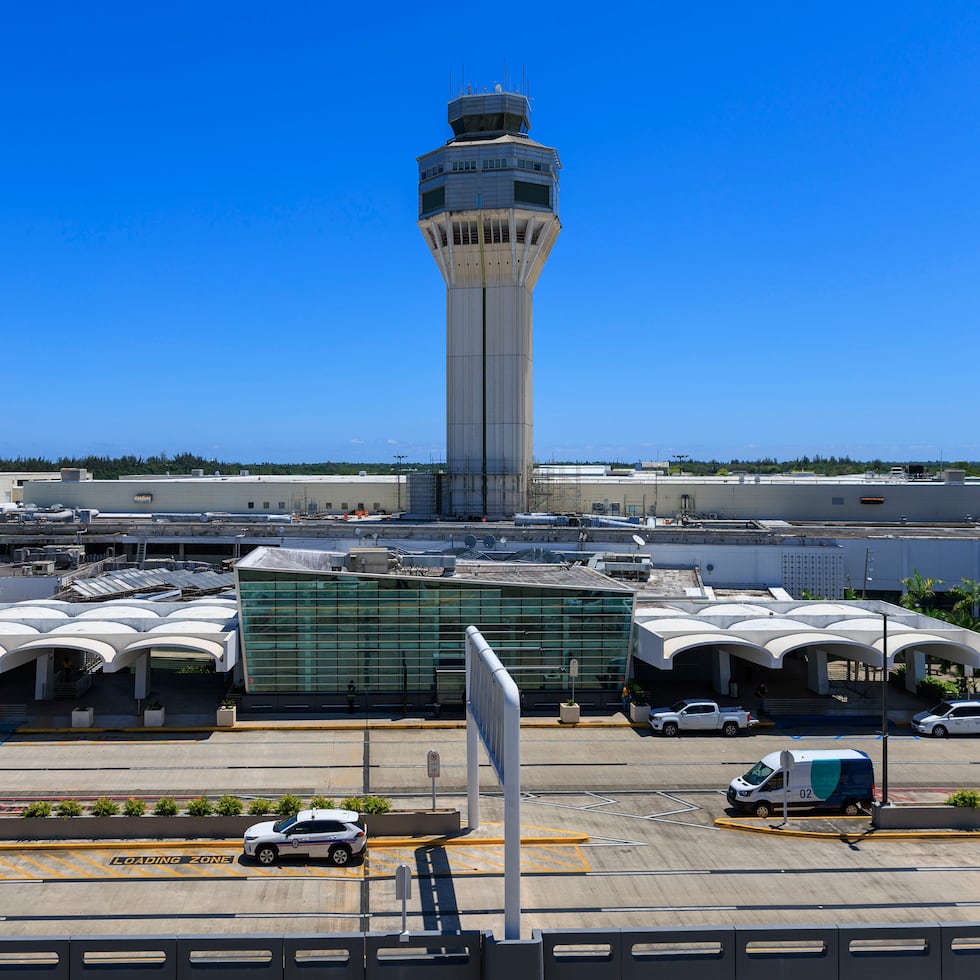 For the time being, the airport operator did not specify how many flights were affected.
