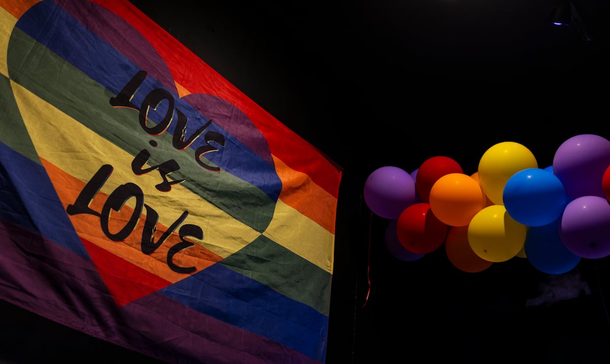 Adultos mayores LGBTQ+ en Puerto Rico evocan invisibilidad y temen pérdida de derechos