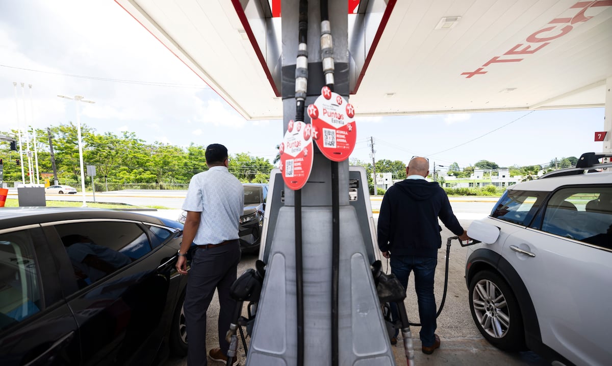 Trump confirma que suspenderá el impuesto federal a la gasolina hasta que bajen los costes