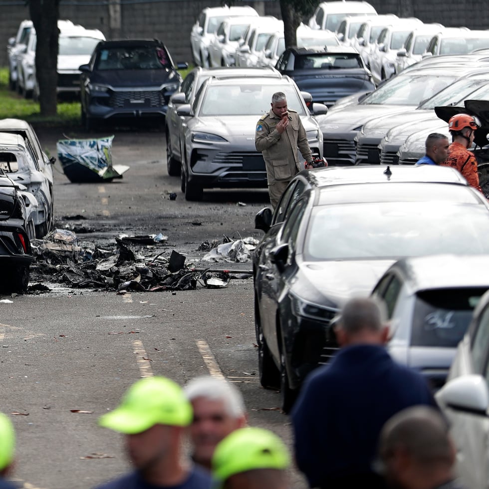 El portavoz del Cuerpo de Bomberos de Río de Janeiro, Fabio Contreiras, detalló que el accidente aéreo se registró a las 8:59 hora local
