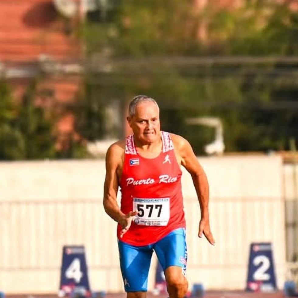 A sus 72 años, el camuyano José "Cheo" Ruiz se prepara para competir en un evento máster de atletismo en septiembre próximo en República Dominicana.