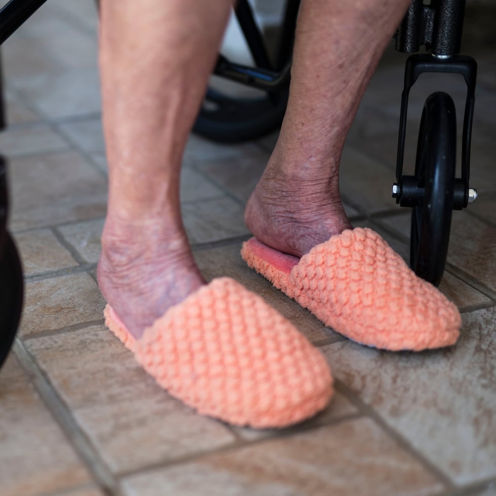 In Puerto Rico, there are 945 long-term care facilities attached to the Department of the Family. Since January, 12 have been closed.