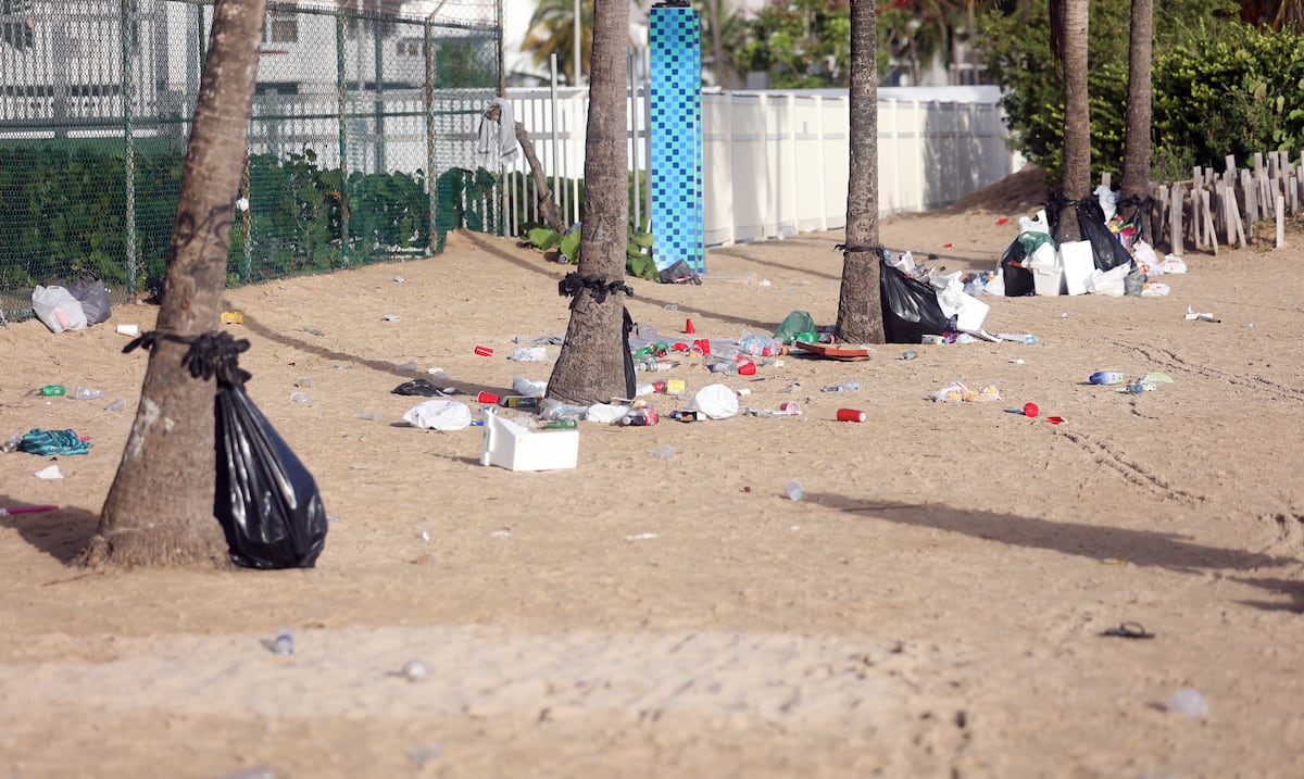 Cinco años de la prohibición de hieleras de foam en playas: ¿qué tan efectiva ha sido?
