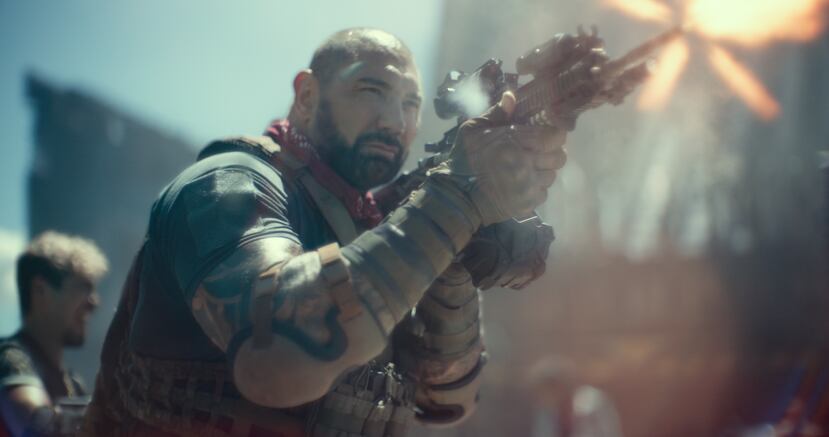 Dave Bautista, en el personaje Scott Ward, en la película "Army of the Dead" (2021).