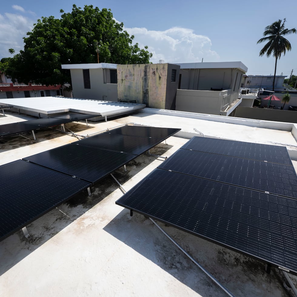 Ambientalistas han alertado sobre la necesidad de tener políticas concretas y reglamentación para la disposición de los equipos de energía solar, una vez terminen su vida útil.