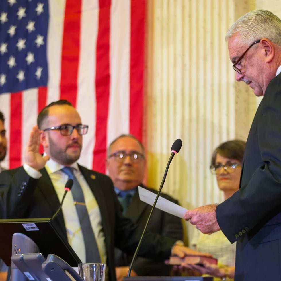 Sargentos de armas del Senado, Manuel Vélez