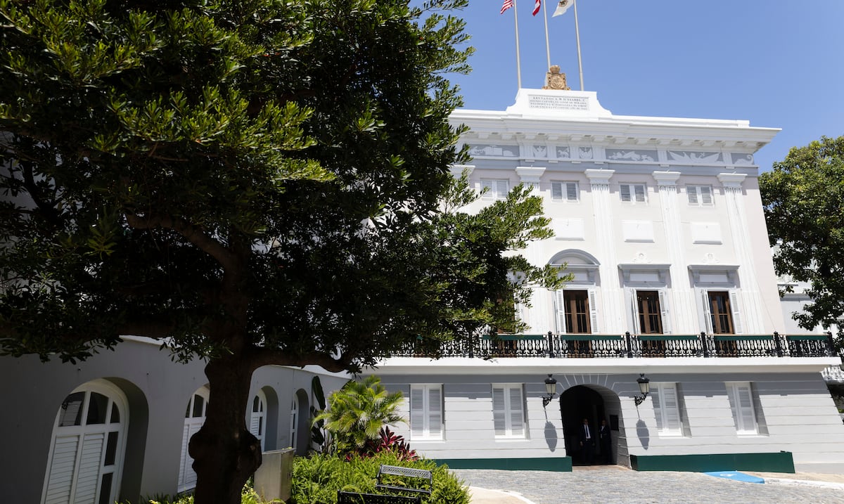 Seis contratos polémicos de casi $6,000 millones tienen bajo la lupa al gobierno de Jennifer González