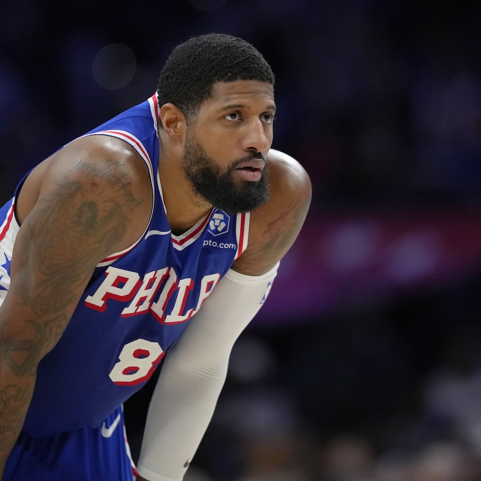 Paul George jugará con los Sixers el miércoles por la noche contra Chicago.