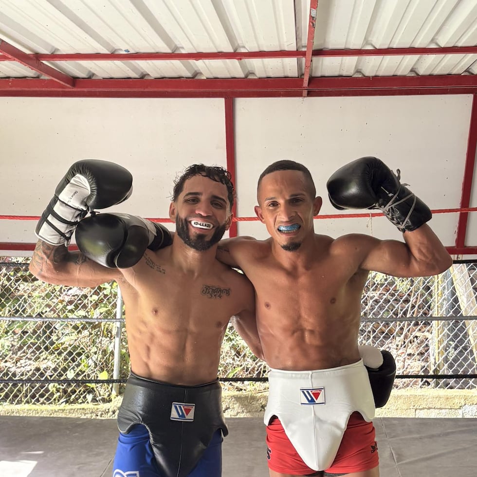 Oscar Collazo y René Santiago entrenaron juntos de cara a sus defensas.