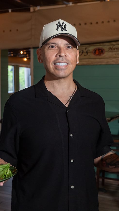 David Reyes Viera es propietario de los restaurantes La Ceiba en Coamo y Carnaval en Santa Isabel.