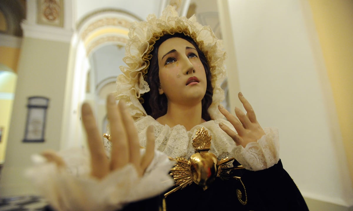 Reflexiones de Semana Santa: al pie de la cruz, ellas permanecen