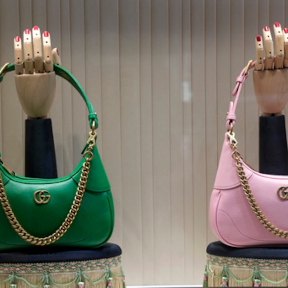 El propierario de Gucci dijo que se reservaron fondos para hacer frente a la sanción en la primera mitad de 2025.