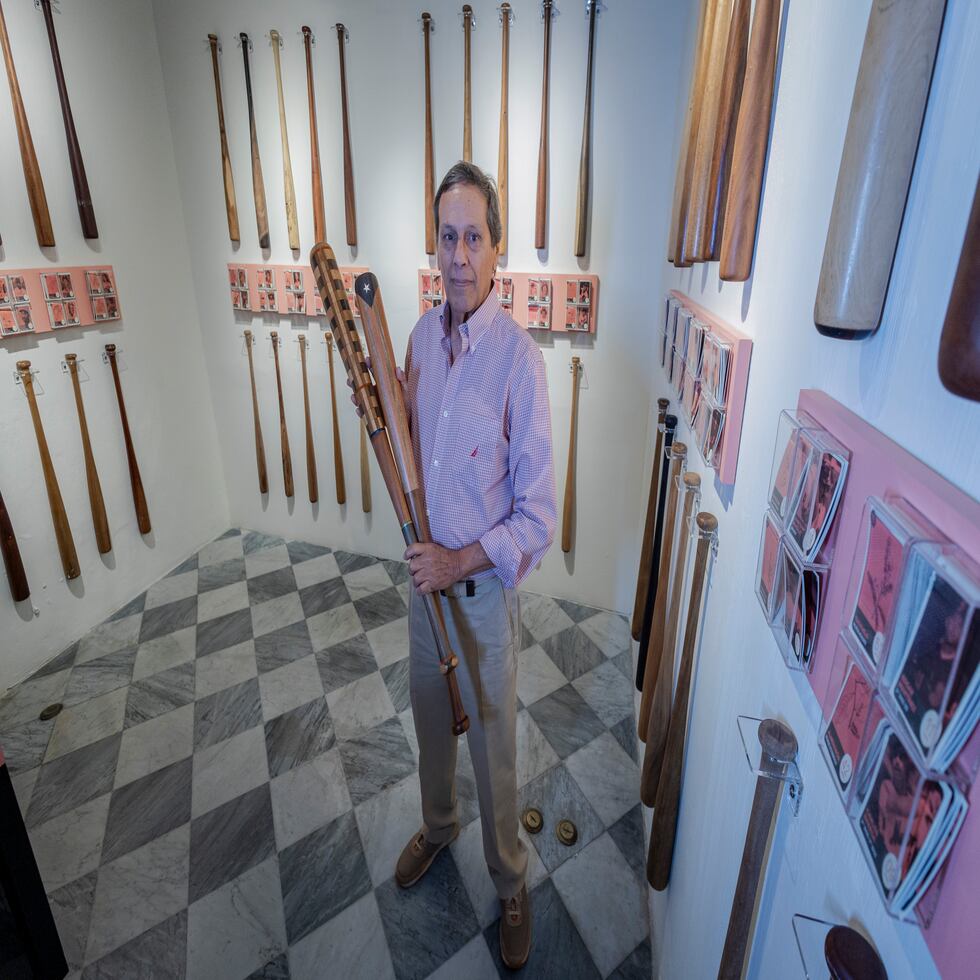 Los bates de béisbol nacidos del huracán María: madera y resiliencia boricua