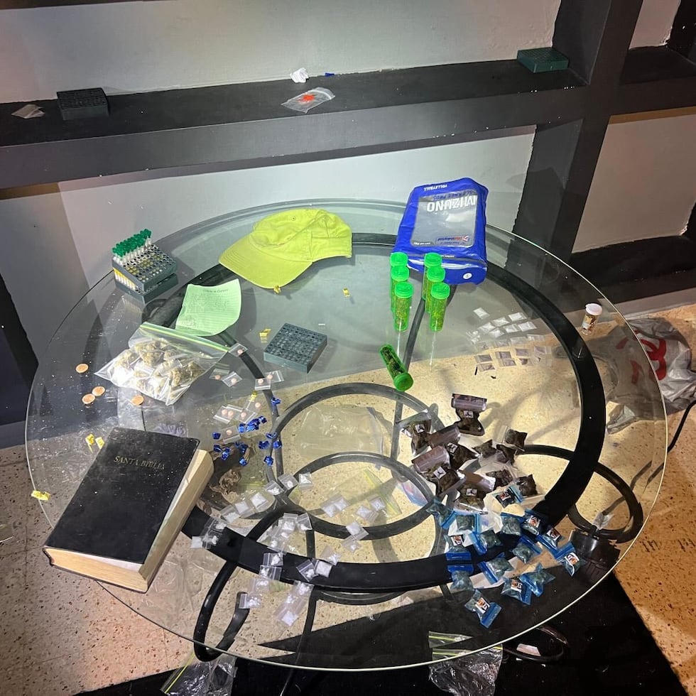 Las autoridades ocuparon sustancias controladas.