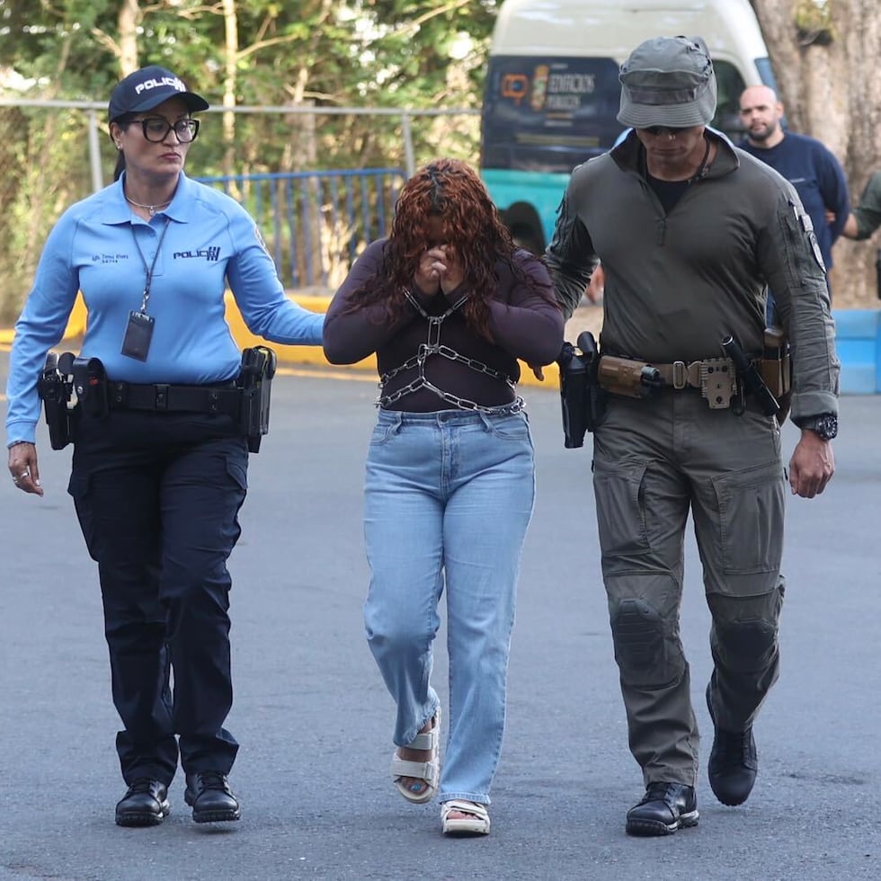 La Policía lleva a cabo un operativo para diligenciar decenas de órdenes de arrestos por un presunto esquema de fraude con multas al Departamento de Transportación y Obras Públicas (DTOP).
