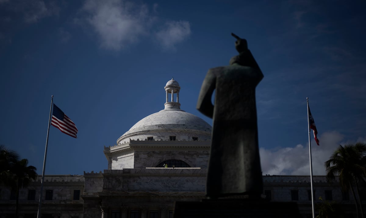 Colegio de Abogados y sociedad civil denuncian "ataque" del Estado a derechos fundamentales