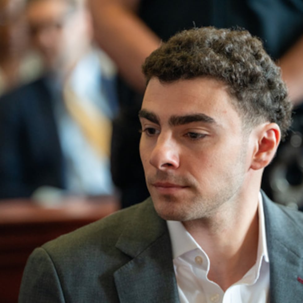 Luigi Mangione comparece en una vista previa al juicio en el Tribunal Penal de Manhattan, en Nueva York, el martes 11 de agosto de 2026.