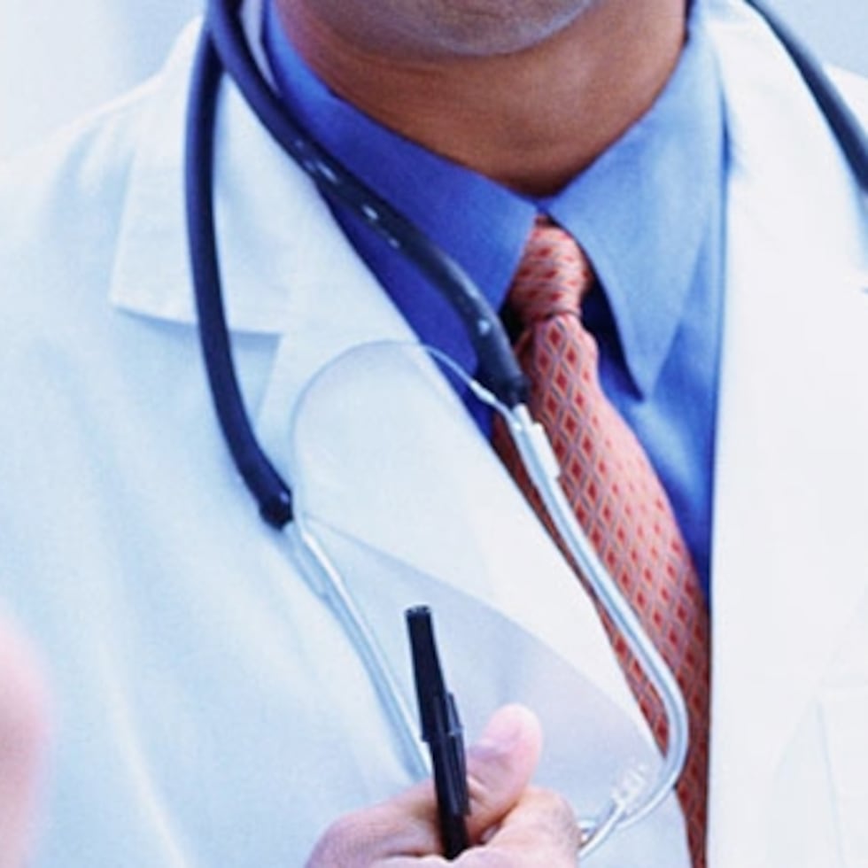 El diseño y la administración del nuevo examen para los aspirantes a médico estará a cargo de la Universidad Central del Caribe, el ente privado encargado de dichas funciones.