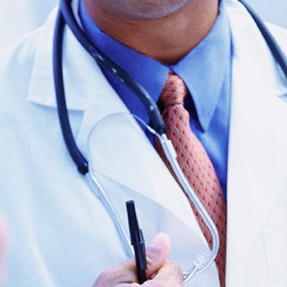 De acuerdo con la pieza legislativa sometida por la gobernadora Jenniffer González, Puerto Rico ha tenido "una reducción de aproximadamente un 46% del total de médicos en los pasados 13 años".