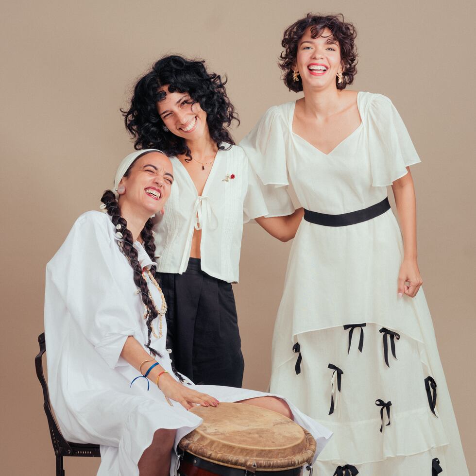 Colección “Hilvanes” de la marca "Sazón".