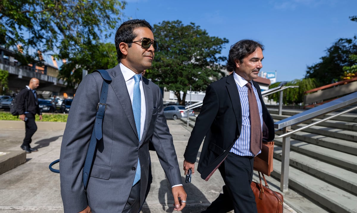 Fahad Ghaffar deberá pagar casi $50 millones a John Paulson tras arbitraje en Nueva York