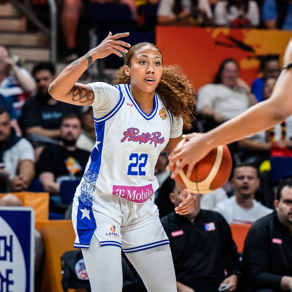 La Selección Nacional femenina se encuentra en Berlín para disputar el Mundial de Alemania 2026. En la imagen aparece Arella Guirantes, una de las integrantes del combinado boricua.