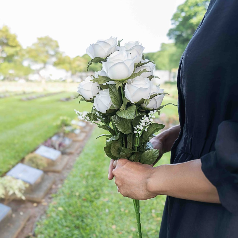 A ese proceso que comienza cuando perdemos a alguien importante le llamamos duelo. Y no es solo tristeza. Es adaptación, escribe Jorge Almodóvar.