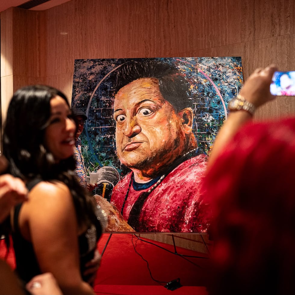 Vestíbulo del Centro de Bellas Artes Luis A. Ferré, en Santurce en la primera función de “Estoy Vivo K-br@ne$” este 7 de agosto.
