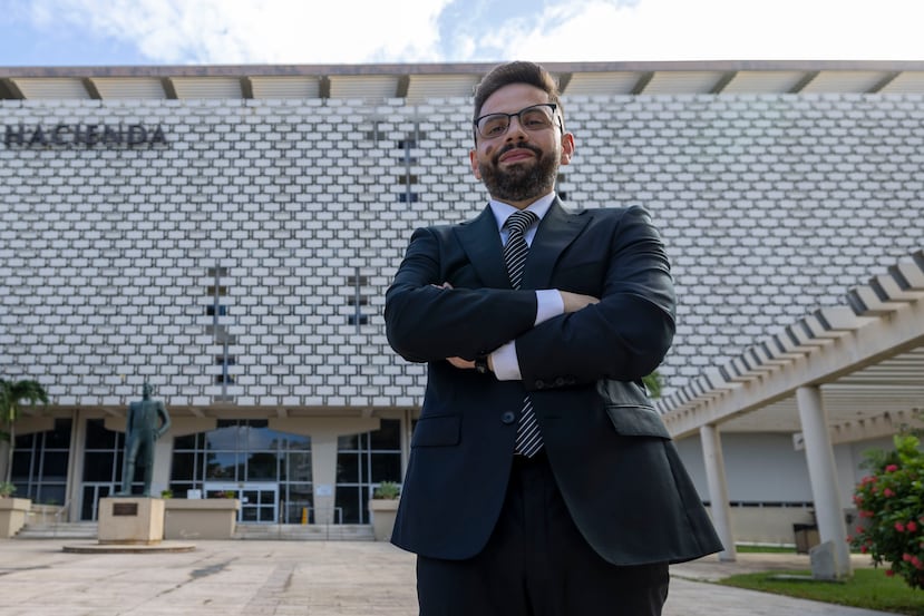 Para Francisco Parés Alicea, su principal logro a la cabeza del Departamento de Hacienda fue "humanizar" el cargo y acercar la dependencia a la ciudadanía.