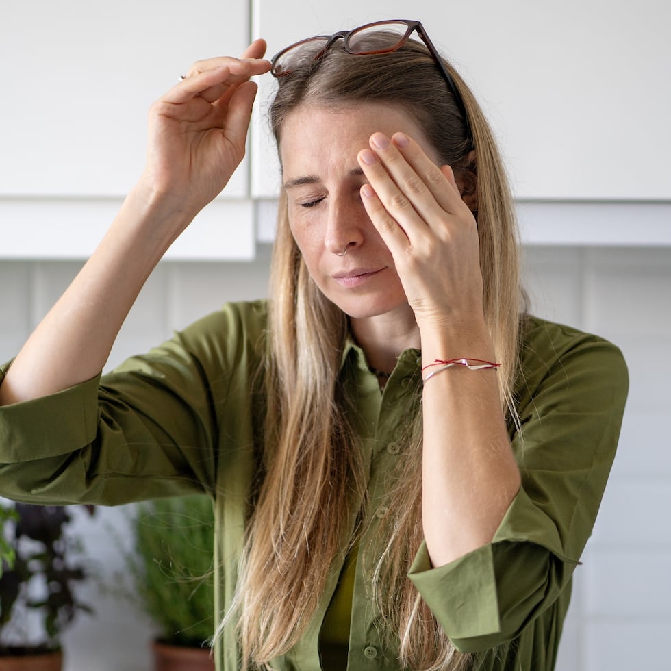 Durante la perimenopausia, es posible que notes cambios en tu cuerpo, algunos son sutiles y otros son más evidentes, incluyendo a nivel neurológico.