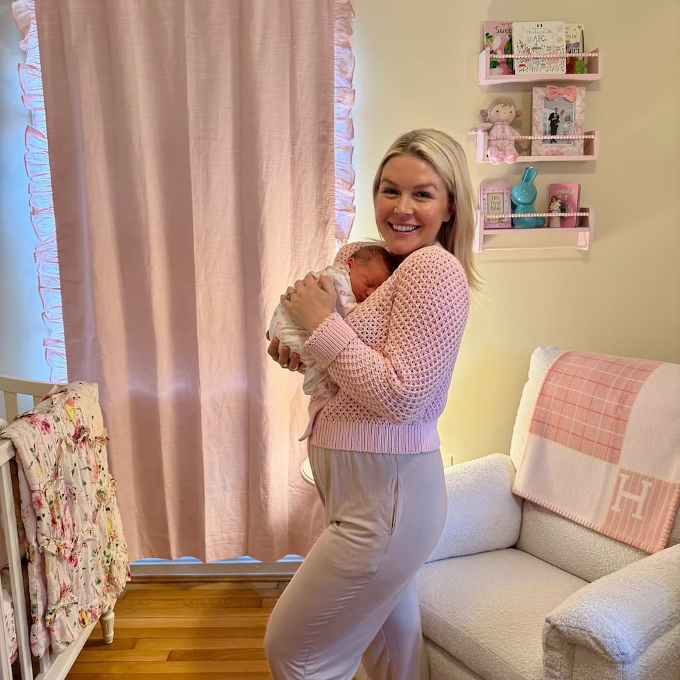 Karoline Leavitt dio a luz a una niña llamada Viviana, su segundo hijo.