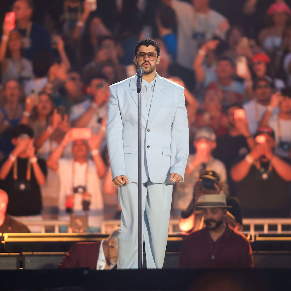 Cierre de la gira mundial “ DeBÍ TiRAR MáS FOToS ” del cantante puertorriqueño Benito Antonio Martínez Ocasio mejor conocido como Bad Bunny.