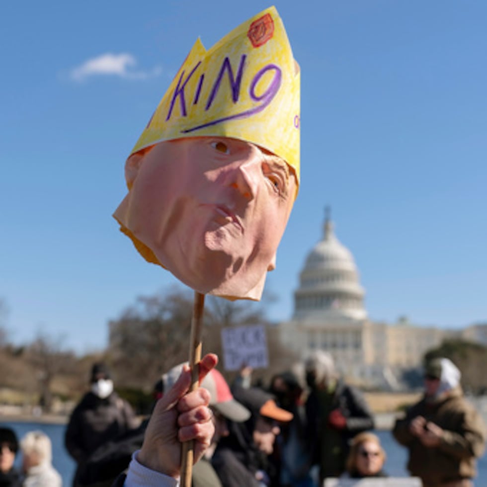 En junio, se organizaron las primeras concentraciones “No Kings” en casi 2,000 lugares de todo el país, incluidas ciudades, pueblos y espacios comunitarios.