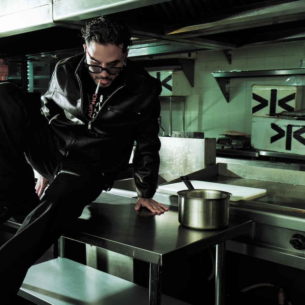Omakase, el tercer álbum de Álvaro Díaz y su nuevo universo creativo.