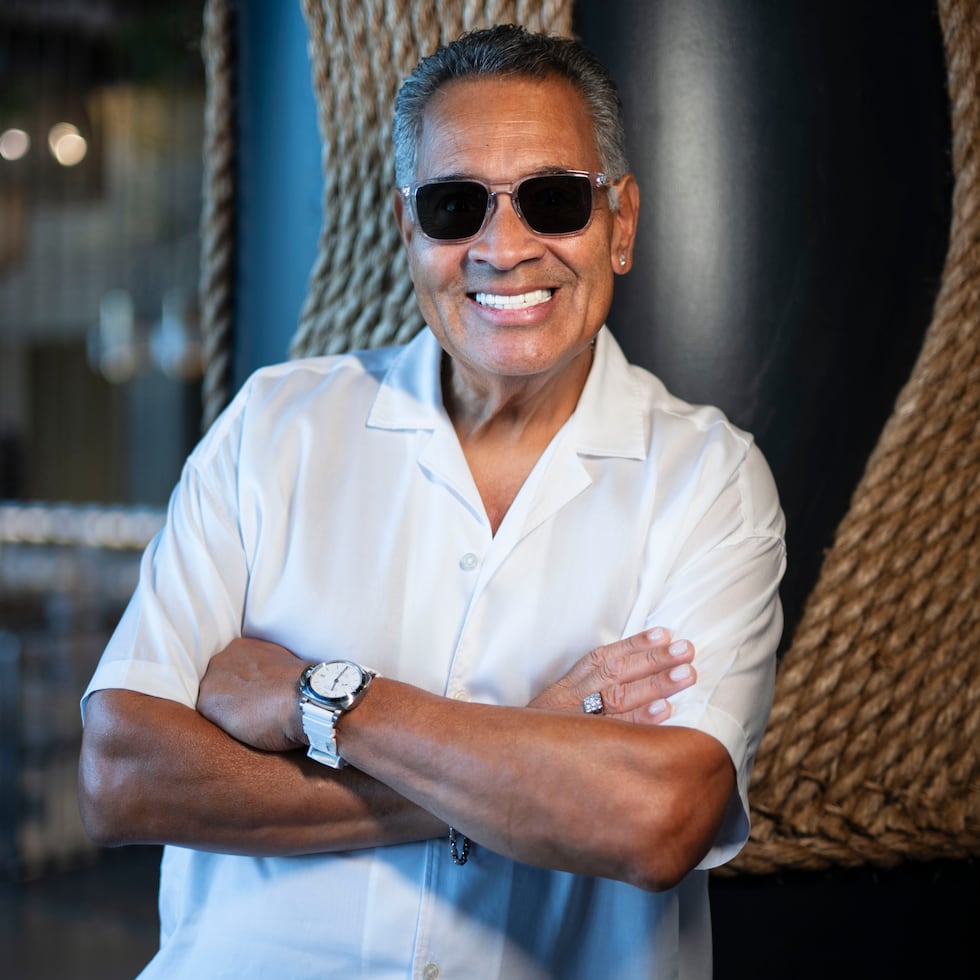 El salsero Tito Nieves está en plena promoción de su nuevo álbum "Desde el corazón".