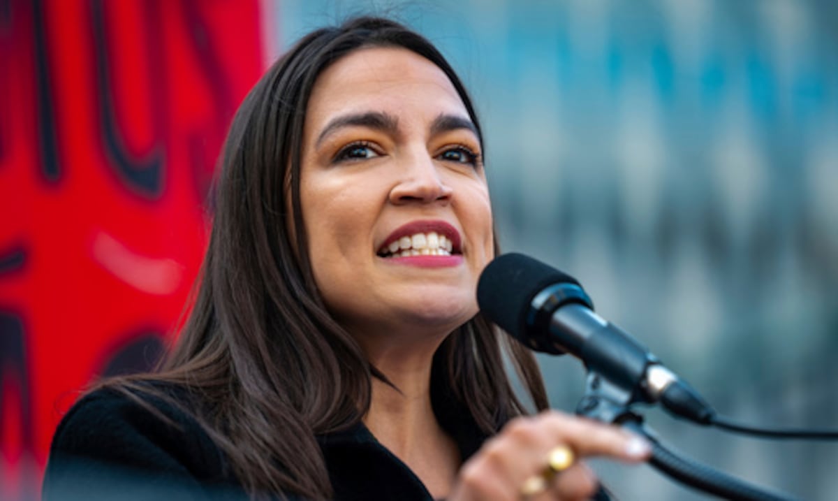 AOC reflexiona sobre candidatura presidencial o al Senado en 2028