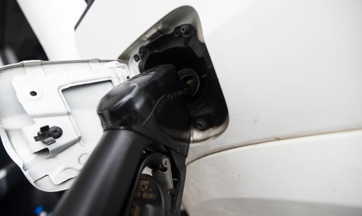 ¿Cuánto más han pagado los puertorriqueños en gasolina desde que empezó la guerra?