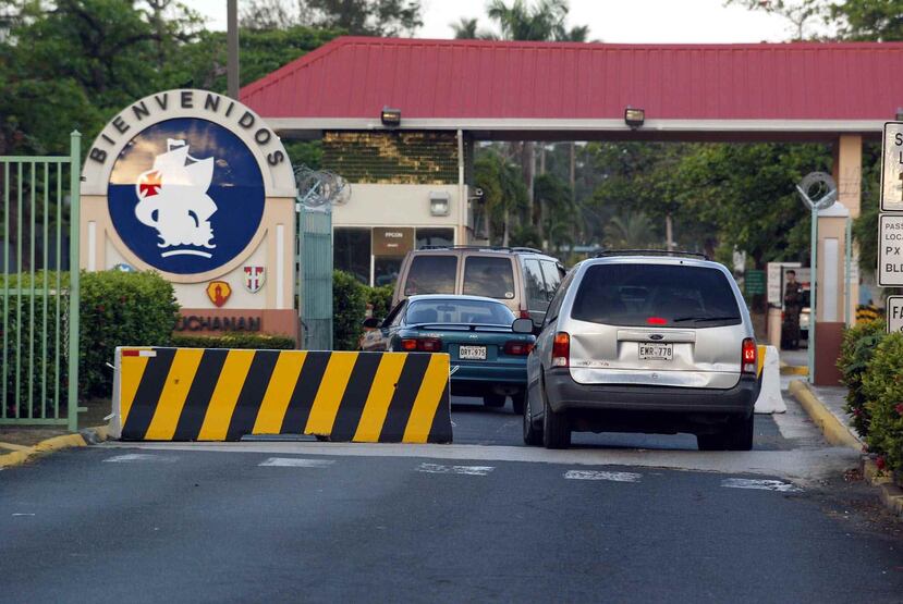 Los dos hombres que se internaron en el Fuerte Buchanan en Guaynabo fueron arrestados por las autoridades federales. (GFR Media)