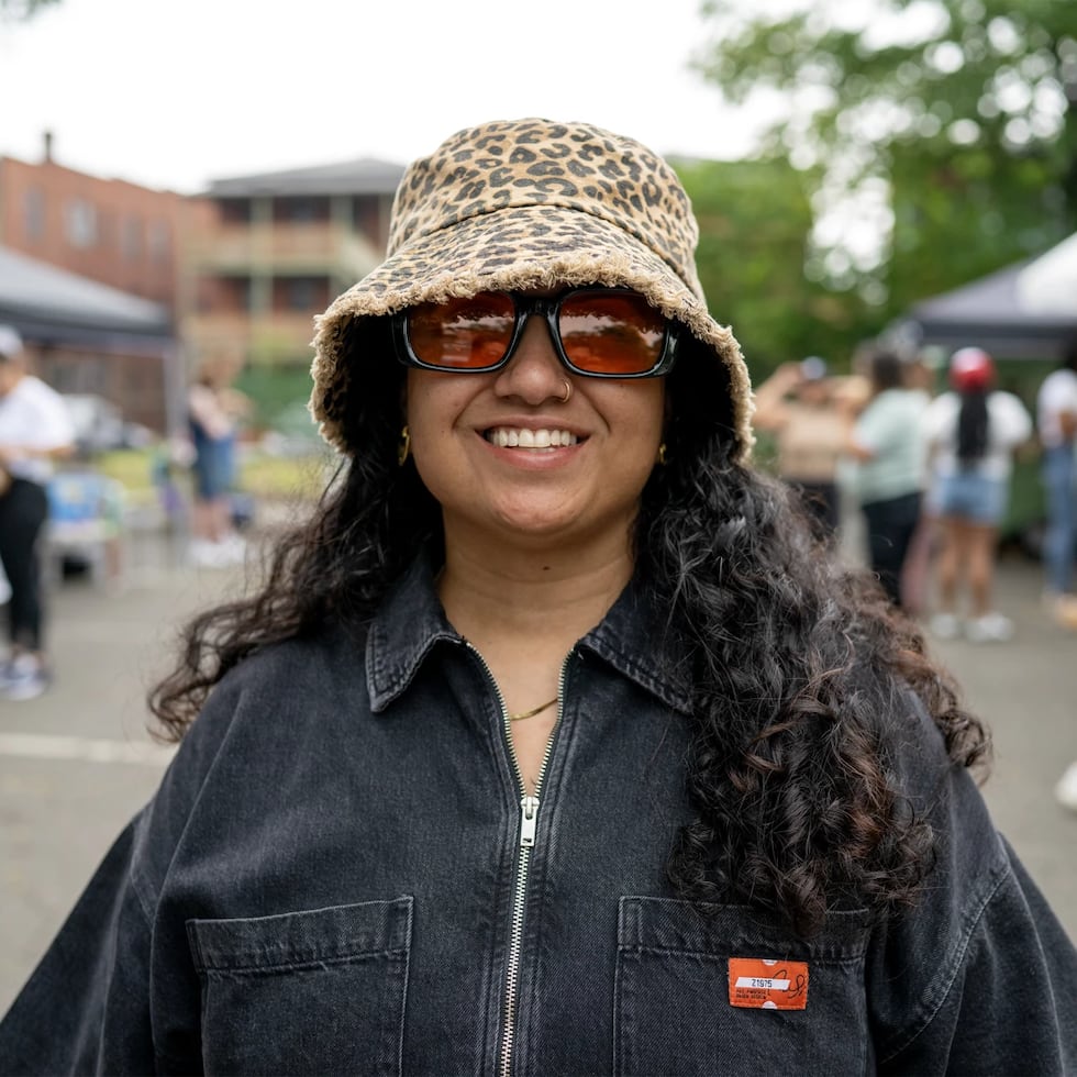 La propietaria de Hasta Luego Friend, Evelyn Ruiz, durante el evento Tia’s Roommate en Hartford, Connecticut, el domingo 27 de julio de 2025.
