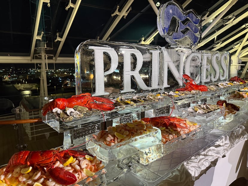 Como parte de la celebración se hizo un despliegue gastronómico en el Star Princess.