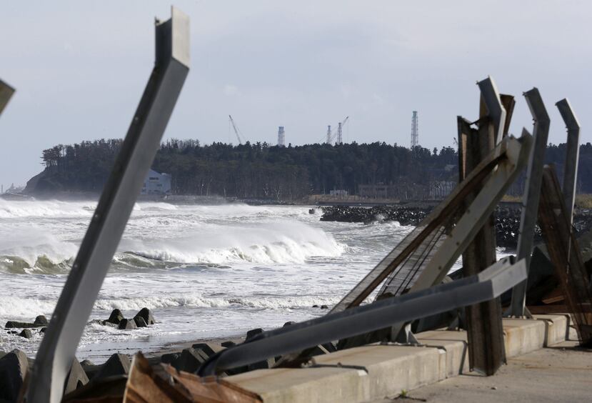 El tsunami de hace cuatro años en Japón probó que las plantas nucleares no estaban preparadas para ese evento, que causó una triple fusión del núcleo de la central de Fukushima y la muerte a 359 personas. (EFE / Kimimasa Mayama)