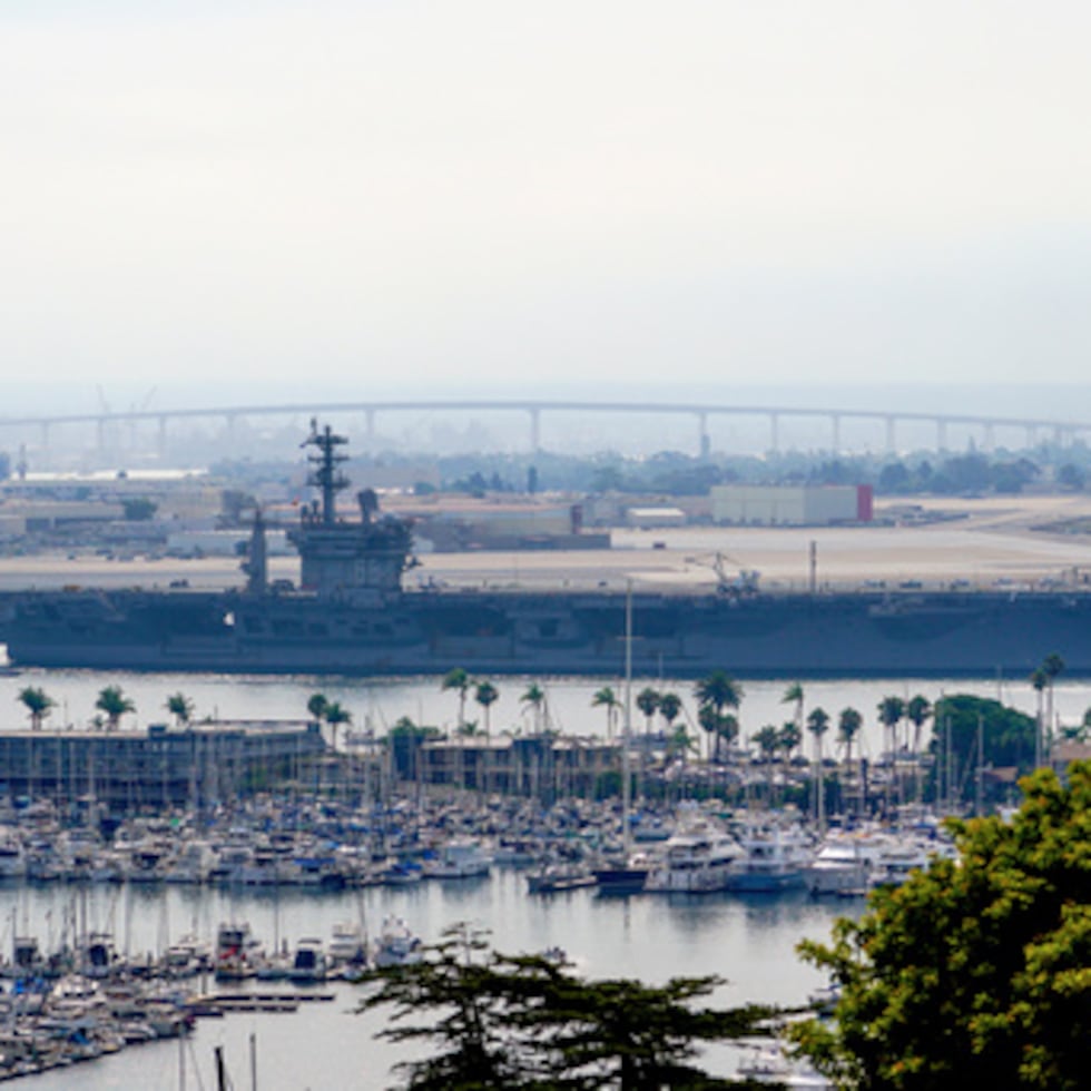 El portaaviones USS Nimitz está en su último despliegue antes de ser dado de baja.
