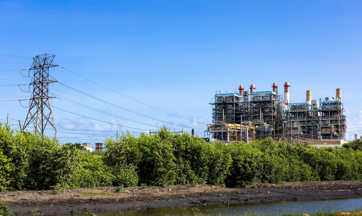 Entidades de EE.UU. respaldan pleito para obligar a FEMA a evaluar proyectos de energía renovable en PR